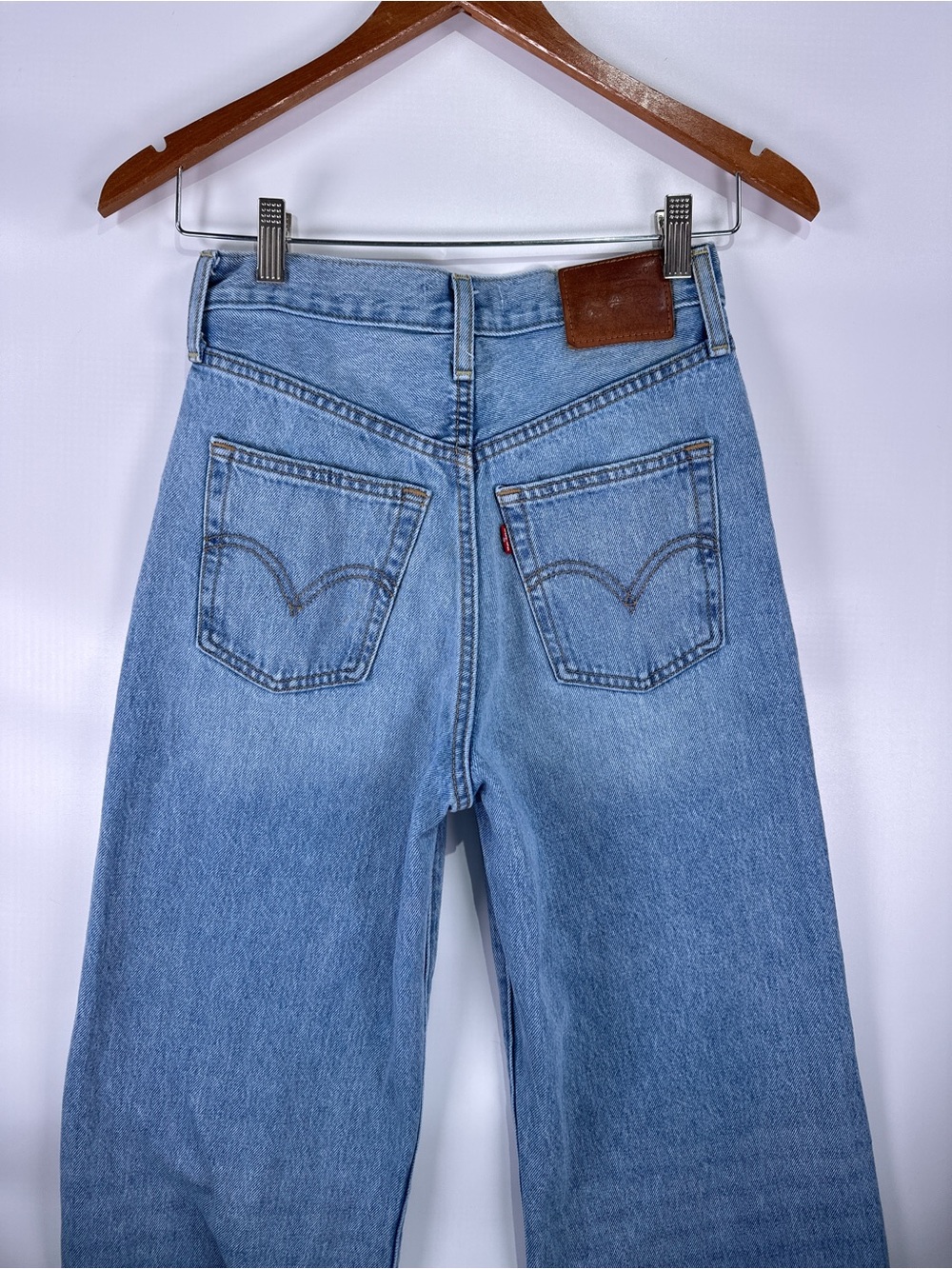 Levi's Premium Ribcage Wide Leg Jeans Raw Hem 100% Cotton Blue Size 25 - Picture 6 of 15